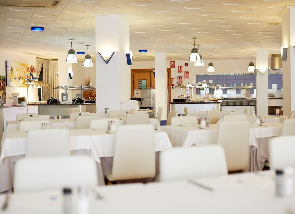 Invisa Ereso All Inclusive Es Cana Exteriör bild