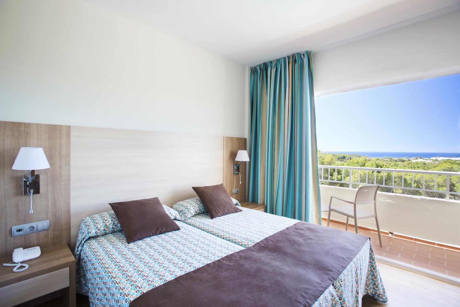 Invisa Ereso All Inclusive Es Cana Exteriör bild