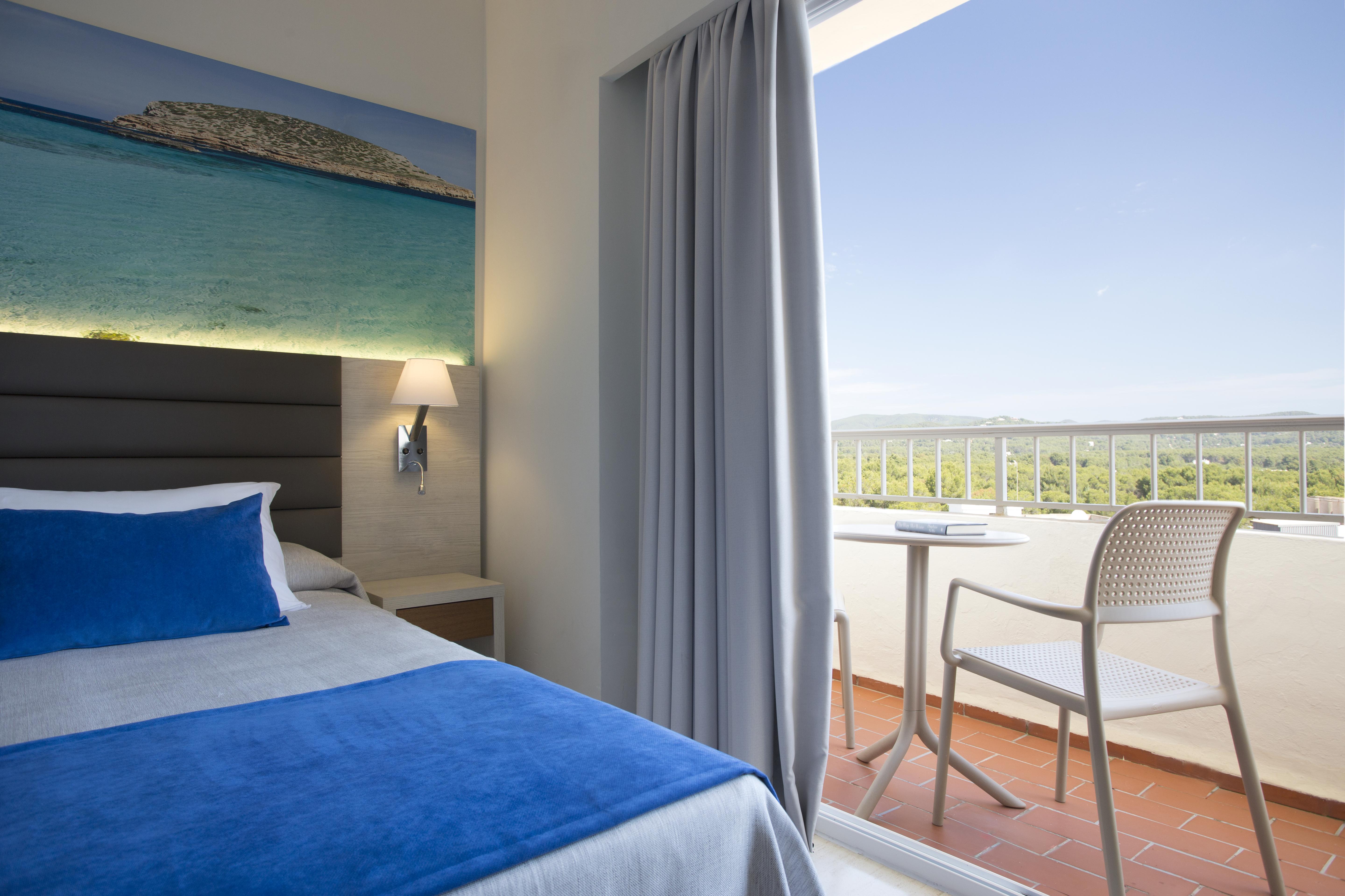 Invisa Ereso All Inclusive Es Cana Exteriör bild