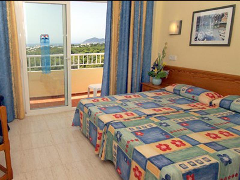 Invisa Ereso All Inclusive Es Cana Exteriör bild