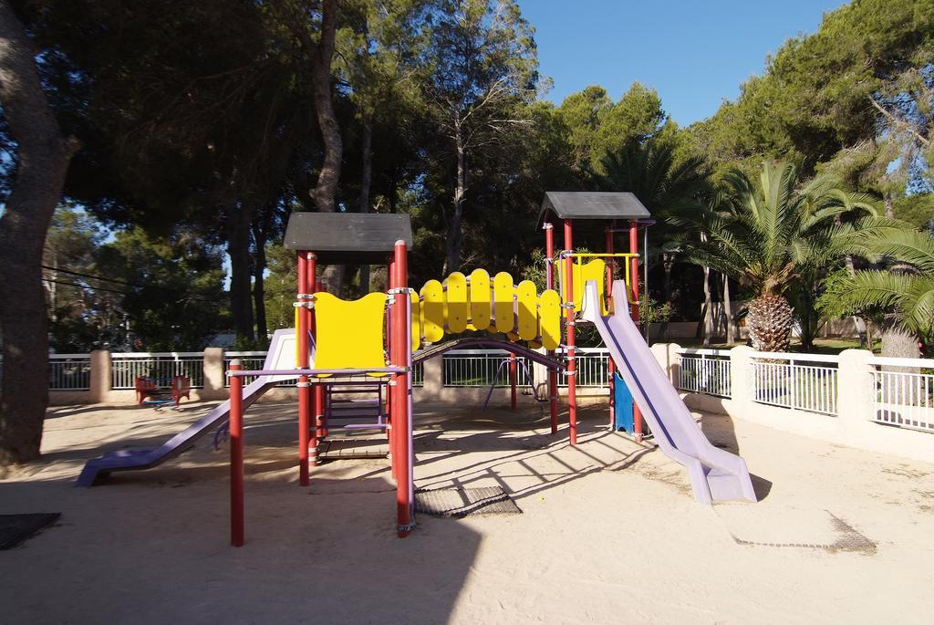 Invisa Ereso All Inclusive Es Cana Exteriör bild
