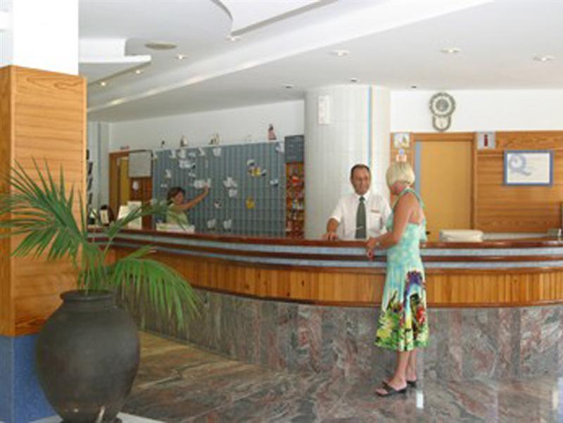 Invisa Ereso All Inclusive Es Cana Inreriör bild