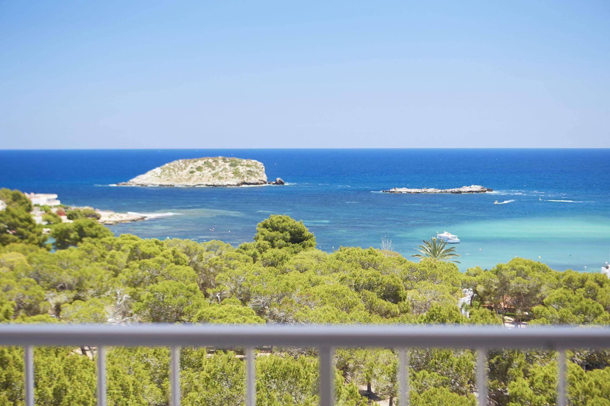 Invisa Ereso All Inclusive Es Cana Exteriör bild