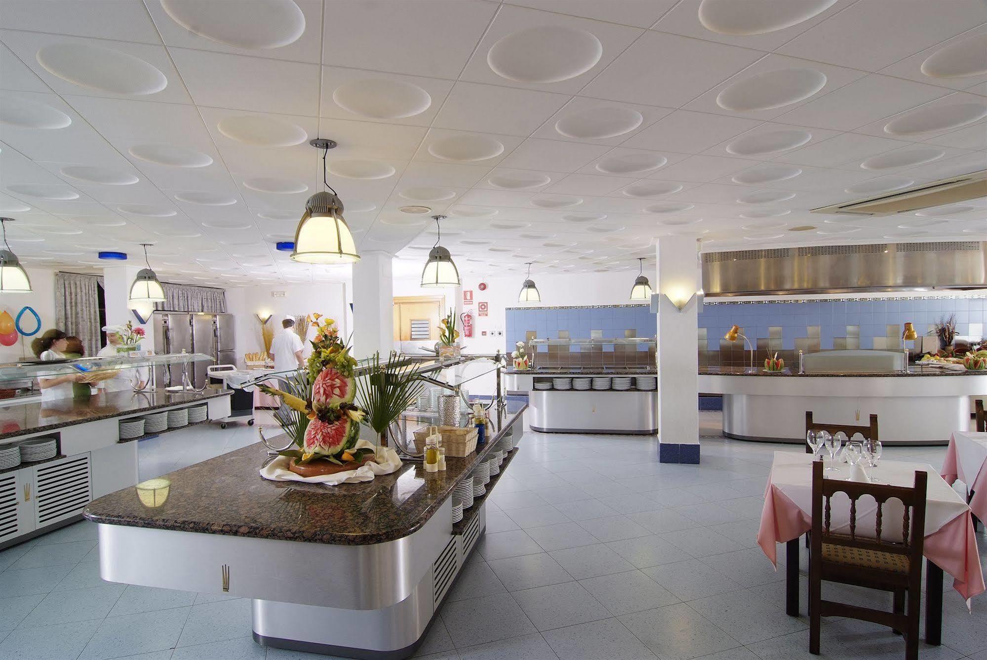 Invisa Ereso All Inclusive Es Cana Exteriör bild